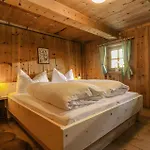 Mit Sauna *